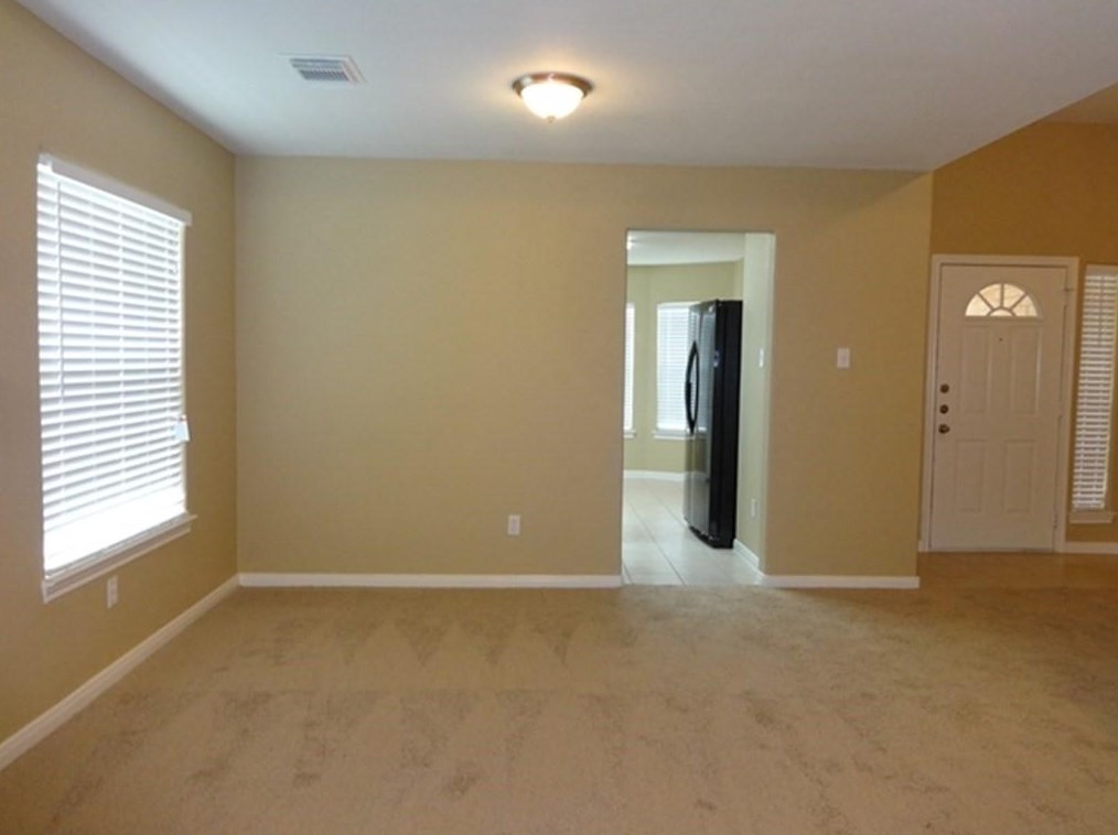 3910 Cary Creek Dr, Baytown TX  77521-2633 exterior