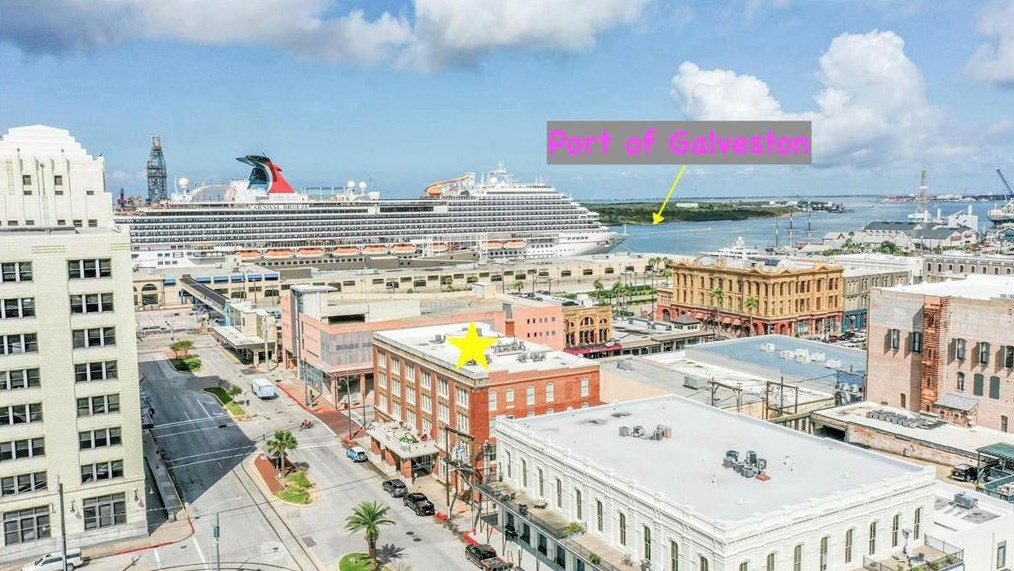 202 25th St #301, Galveston, TX 77550