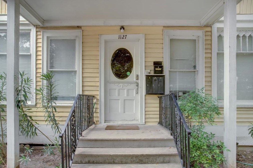 1127 Yale St #c, Houston, TX 77008
