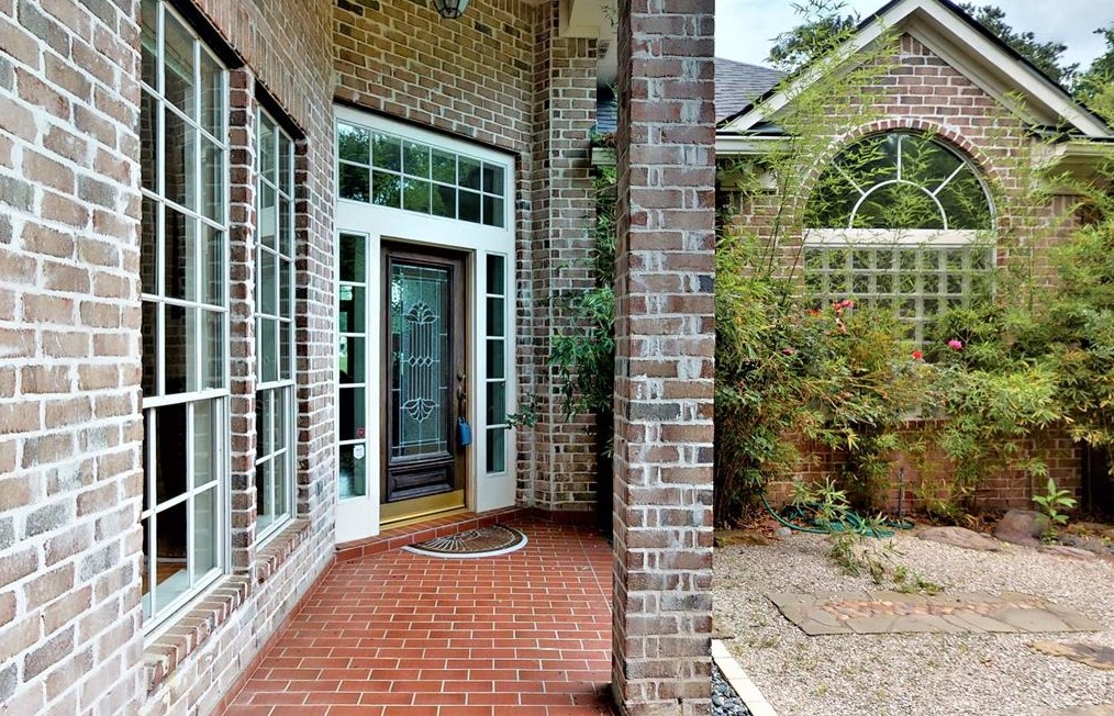 10 Palmer Bend Ct, Spring TX  77381-5401 exterior