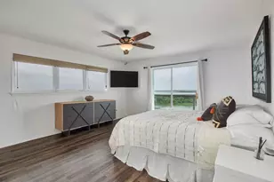 354 Ling St, Bayou Vista, TX 77563 - Photo 30