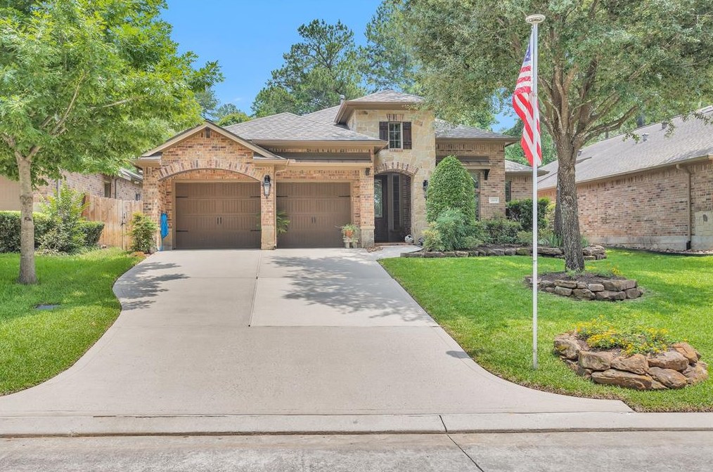 2415 Village Green Cir, Conroe, TX 77304-3304
