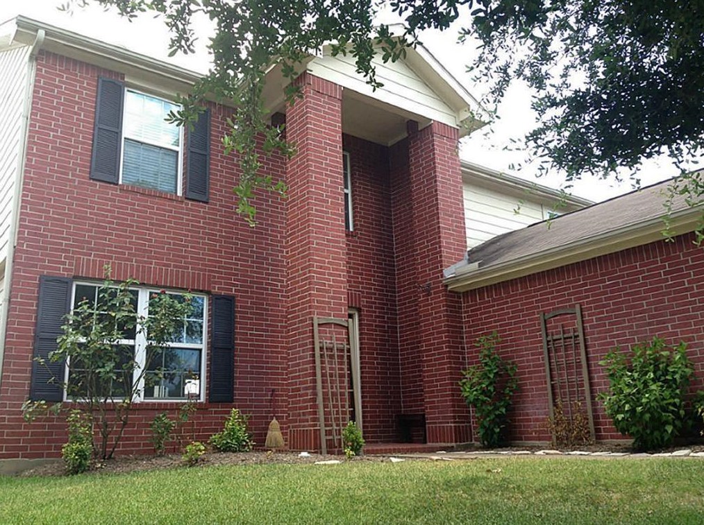 18123 Blake Valley Ln, Cypress, TX 77429