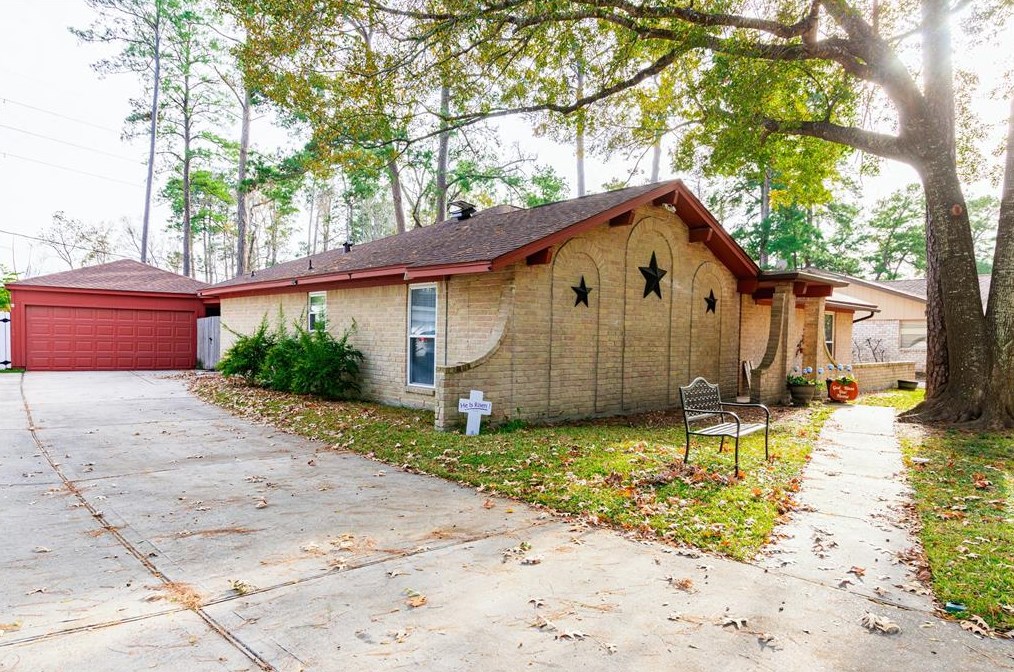 2118 Deer Valley Dr, Spring TX  77373-6003 exterior