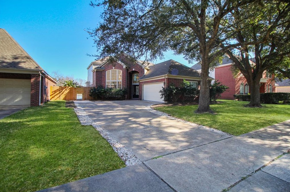 1619 Northshore Dr, Missouri City, TX 77459