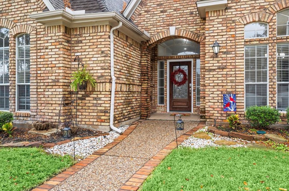 6607 Wimbledon Forest Ct, Spring TX  77379-2922 exterior