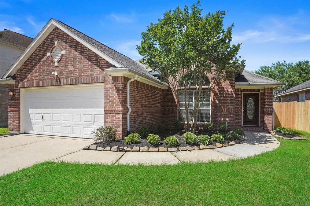8707 Iris Arbor Ln, Houston, TX 77095