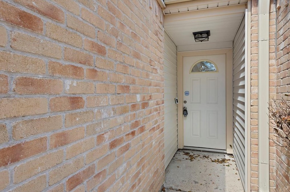 2411 Summer Spring Dr, Spring, TX 77373-6365