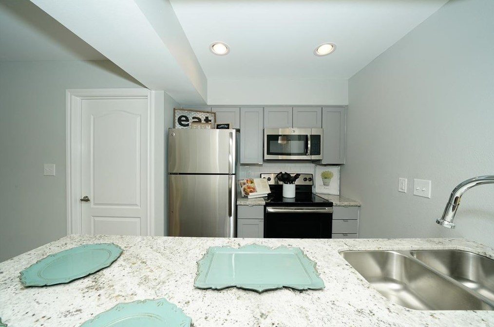 5333 Richmond Ave #16, Houston, TX