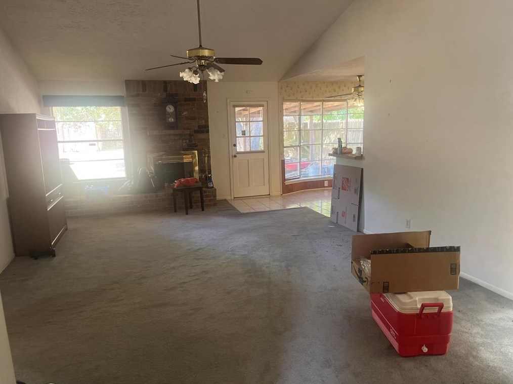 12135 Huntington Park Dr, Houston, TX 77099-3121