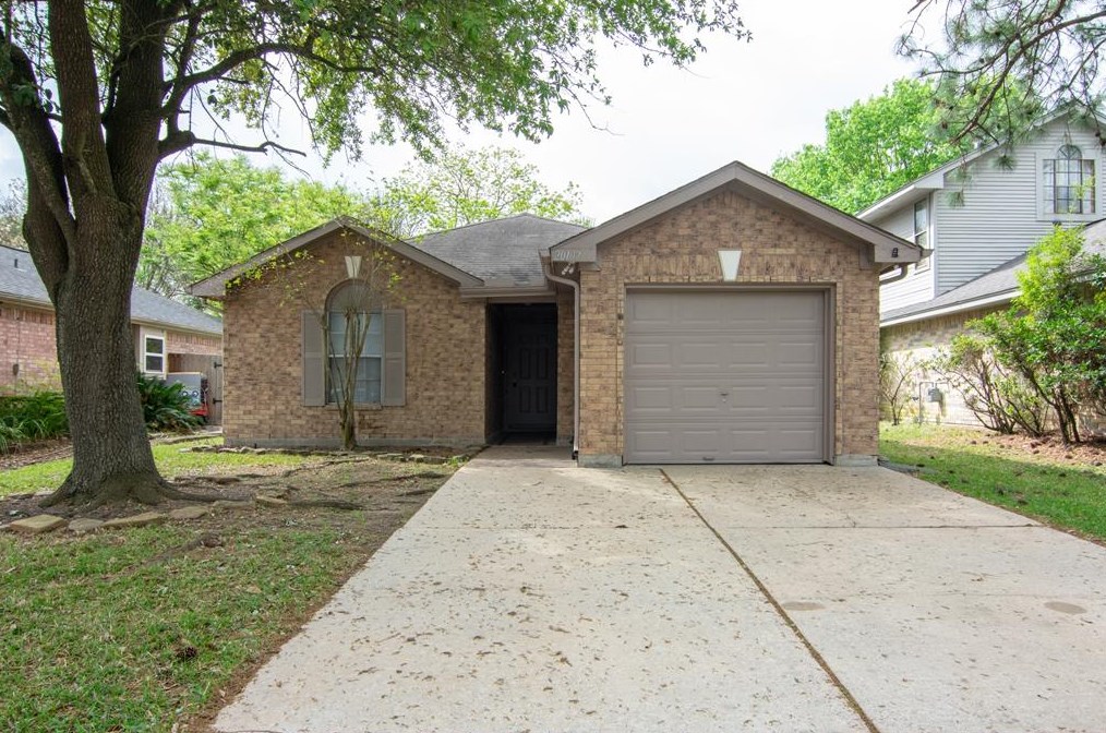 20107 Beechview Ln, Katy TX  77449-3124 exterior