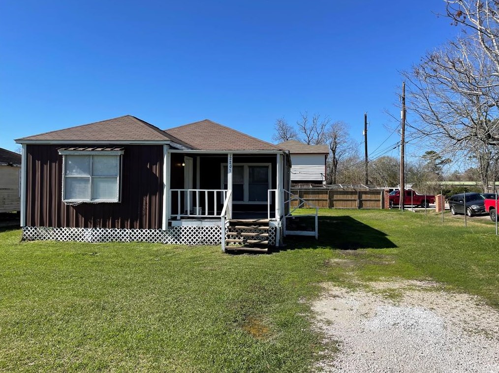12205 Joan Of Arc St, Crosby, TX 77532