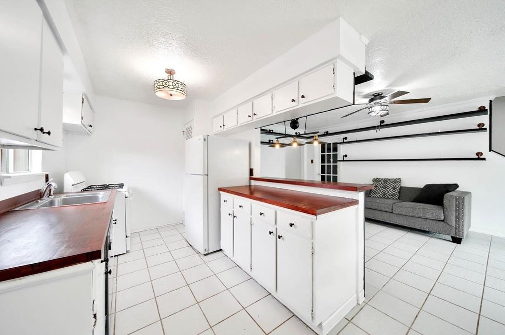 11779 Evelyn Cir, Houston TX  77071-3401 exterior