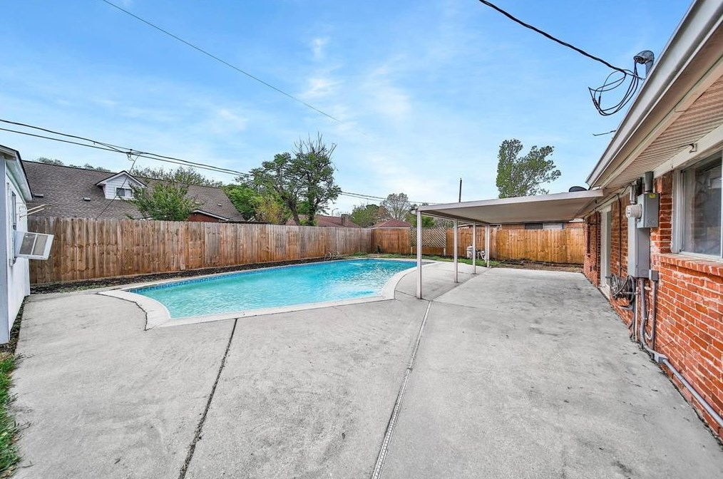 11779 Evelyn Cir, Houston TX  77071-3401 exterior