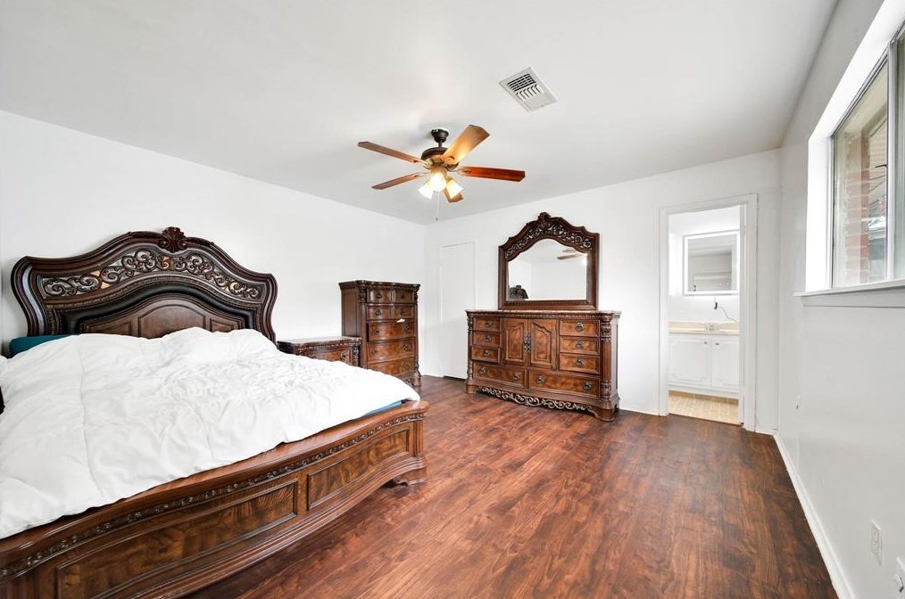 11779 Evelyn Cir, Houston TX  77071-3401 exterior