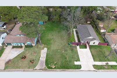 6211 Guadalupe Street - Photo 1