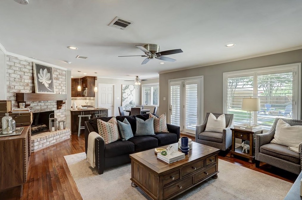 12527 Deep Spg Ln, Houston TX  77077-2926 exterior