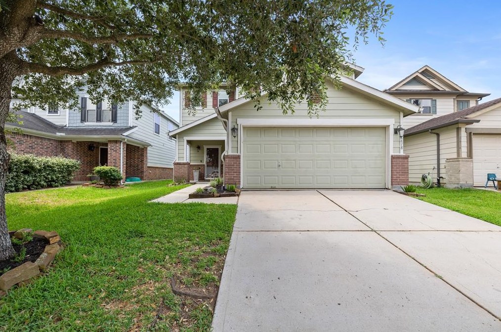 2618 Skyview Downs Dr, Houston, TX 77047-6822