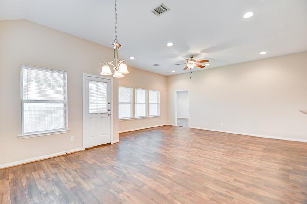 4347 Clover St, Houston TX  77051-2723 exterior