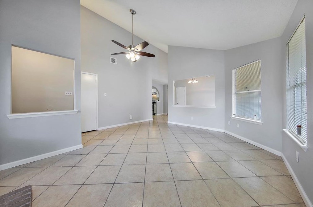 3231 Forestbrook Dr, Spring TX  77373-6607 exterior
