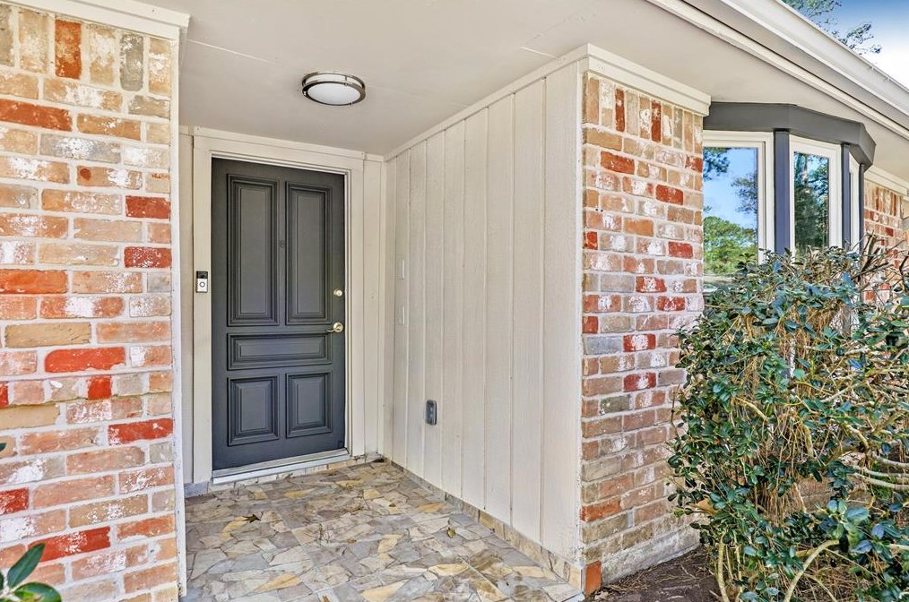 2326 Deer Valley Dr, Spring, TX 77373-6005