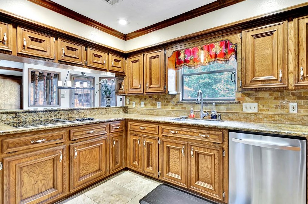 16019 Craighurst Dr, Houston TX  exterior