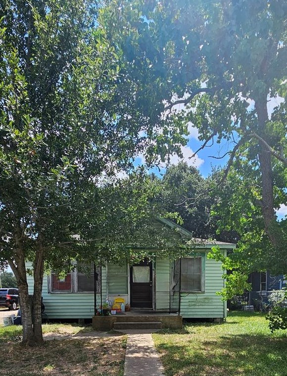 1003 Merchant St, Jones Creek, TX 77437-3003
