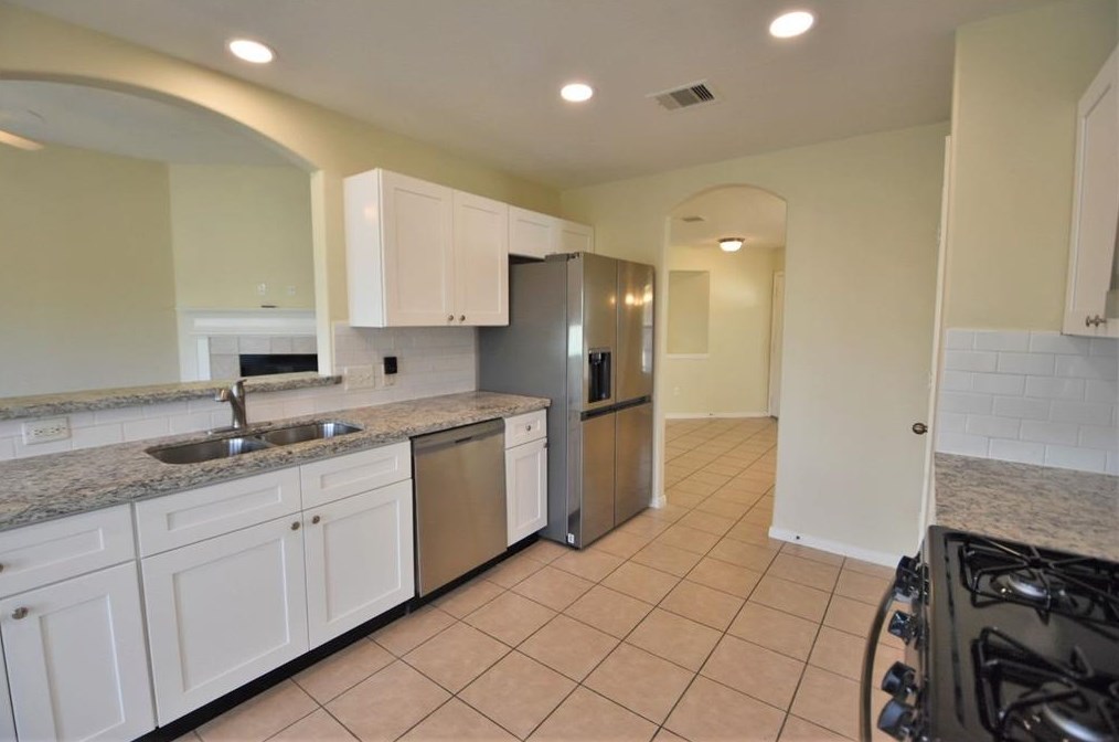 19603 Aventine Plantation Dr, Katy TX  77449-2688 exterior