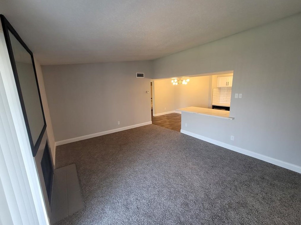 2701 W Bellfort Ave #702, Houston, TX 77054