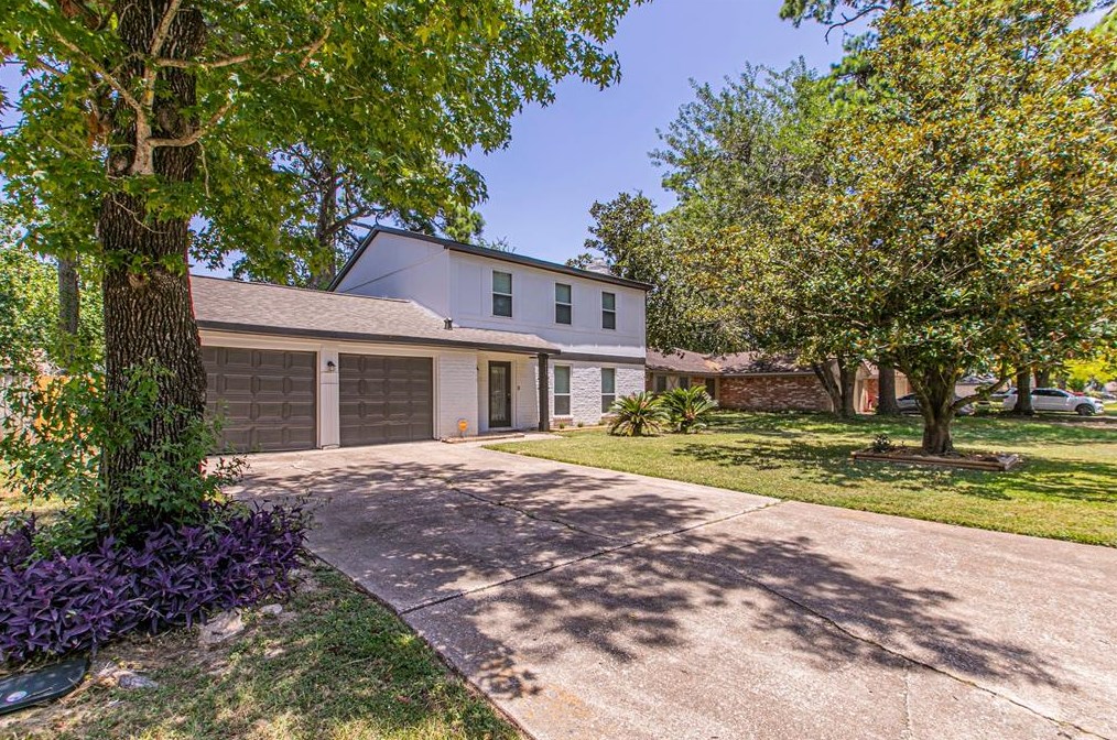 2415 Peaceful Valley Dr, Spring, TX 77373-6261