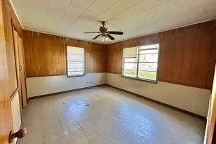 2812 Reins Rd, Beaumont, TX 77713 - Photo 10