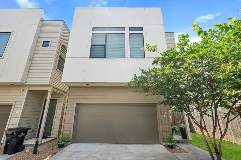 614 Thornton Rd, Houston, TX 77018-3323