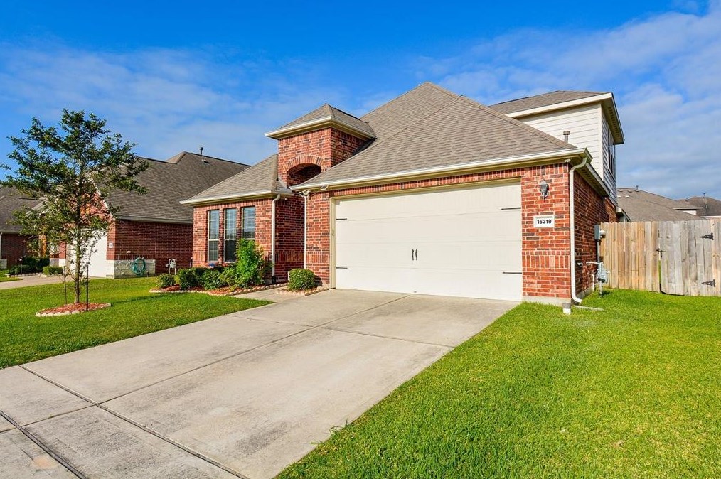 15319 Macy Dr, Cypress, TX 77429