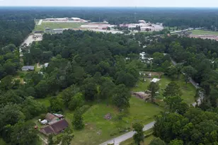 17340 Denise Rd, Conroe, TX 77306 - Photo 4