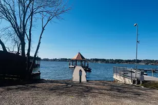 13170 Bunker Hill Dr, Willis, TX 77318 - Photo 20