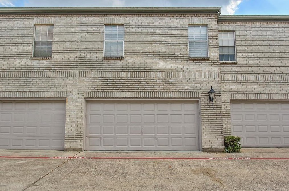 17439 Red Oak Dr #7439, Houston, TX
