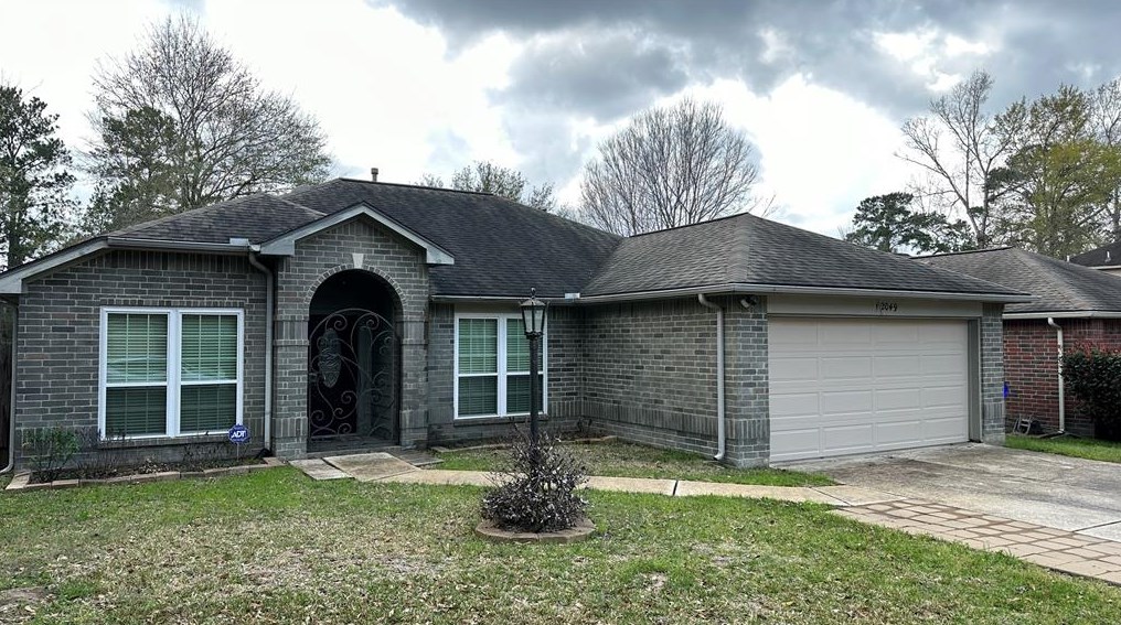 12049 La Salle Br, Conroe, TX 77304