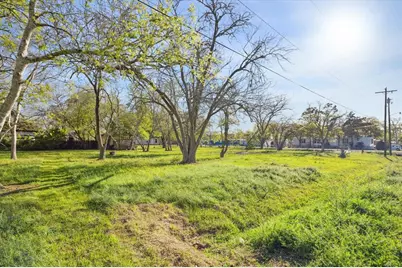 3109 Texas Avenue, Dickinson, TX 77539 - Photo 2