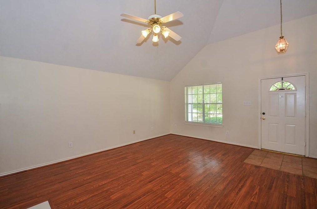 13319 Eldridge Meadow Dr, Houston TX  77041-1732 exterior