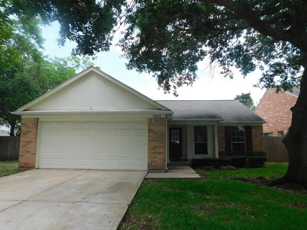 4403 Alamo Ave, Sugar Land, TX 77479