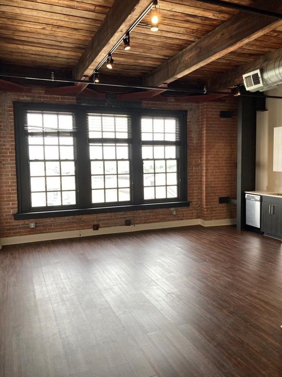 806 Sampson St #310, Houston, TX 77003