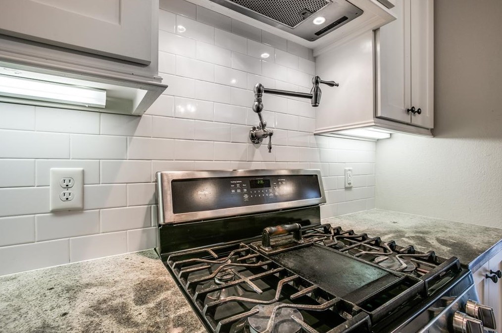 3223 Cline St, Houston TX  77020-5924 exterior