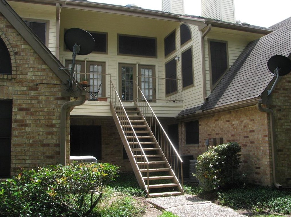 2425 Holly Hall St Apt 153, Houston, TX 77054