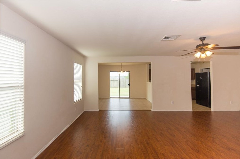 1759 Howth Ave, Houston, TX 77051