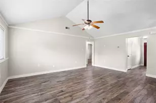 5000 Old Castle Ln, Dickinson, TX 77539 - Photo 6