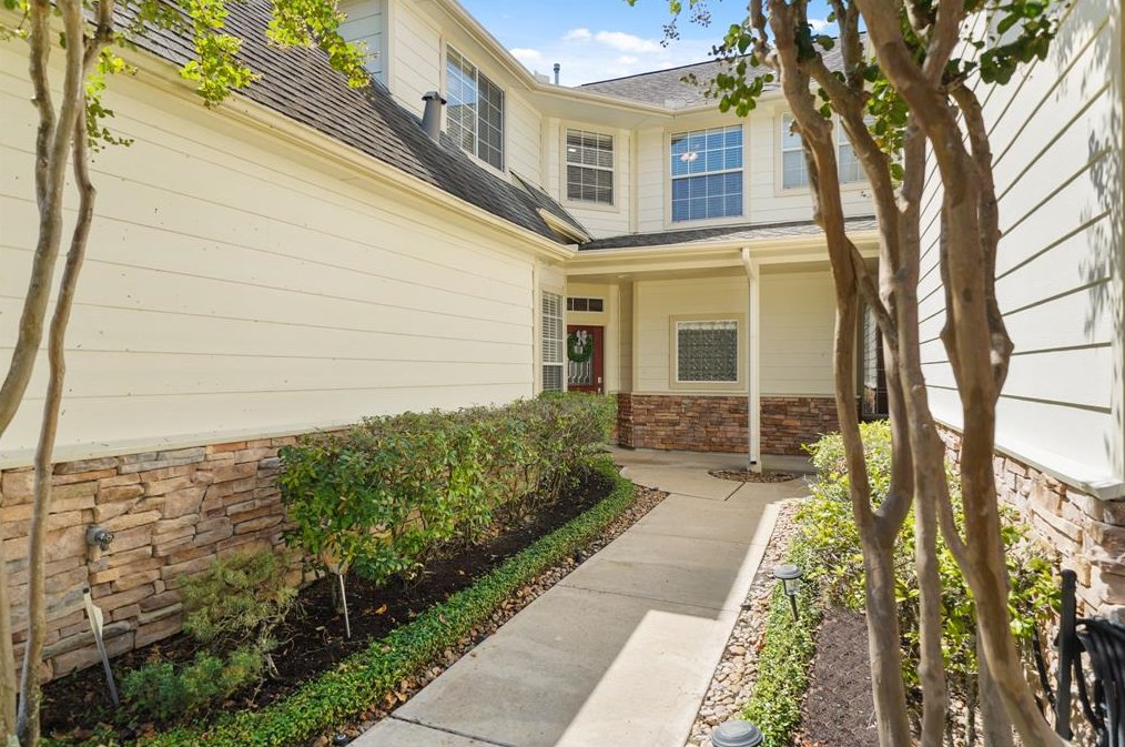 2031 Ridge Wood Ln, Sugar Land, TX 77479