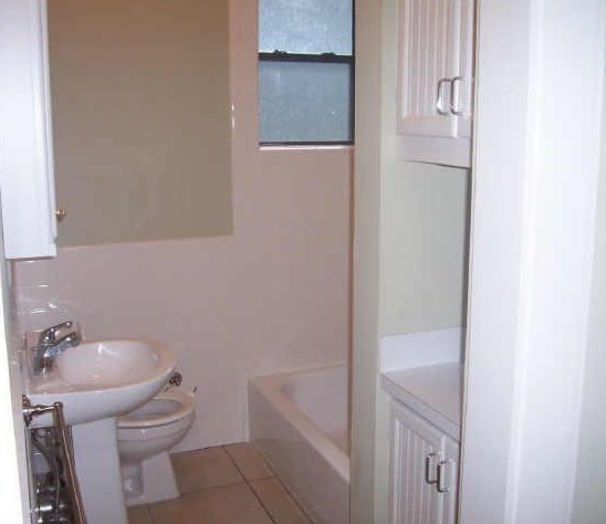 1830 Tabor St, Houston TX  77009-1226 exterior