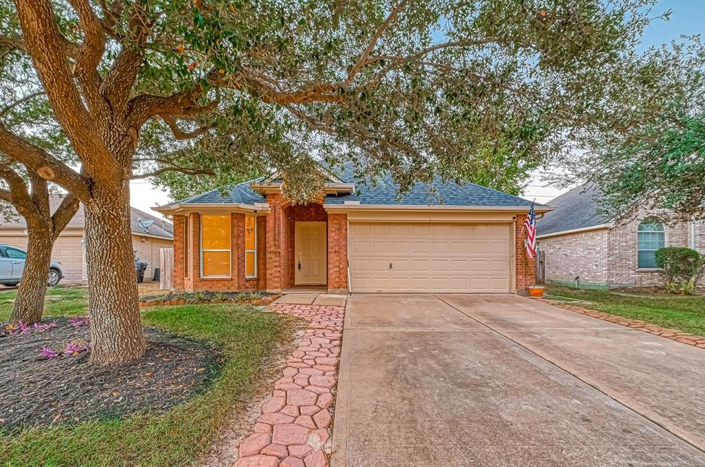 21514 Wellsford Glen Dr, Katy, TX 77449-7573