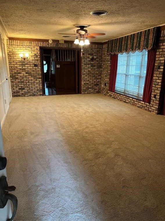 2013 Memorial Ct, Pasadena TX 77502-5612 exterior