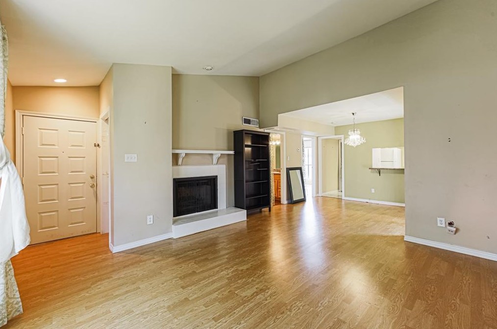 3100 Walnut Bend Ln # 506, Houston, TX